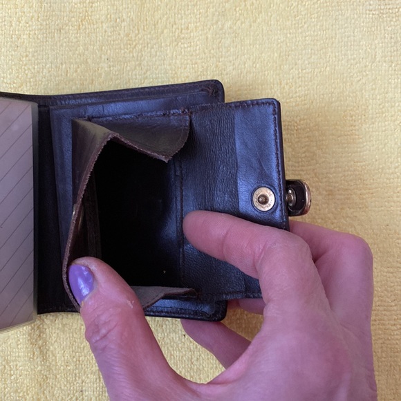 Wallet - Picture 4 of 7